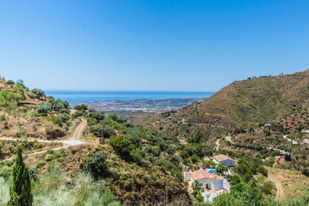 18a774d0-2ec9-45c2-9bd1-f01e58c69d83