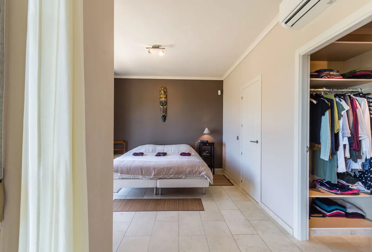 31a66215-0a58-4fb3-9ecb-f2703ce03d3d