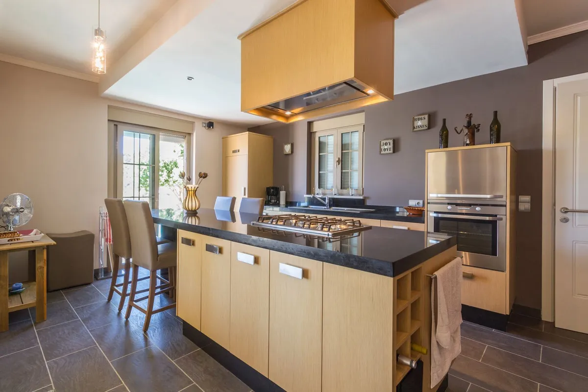 9e20aa09-64dd-4040-82bc-21fc3a754a7c