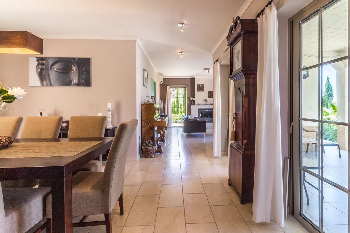 ae7d5b2c-3d19-4faa-b5cb-9ba87d1b7320