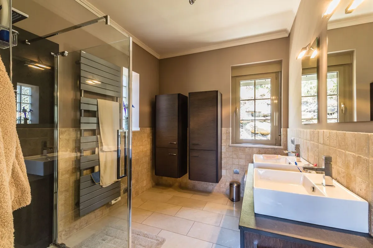 bff01dab-fa8c-4511-99a5-5c43e2181a92