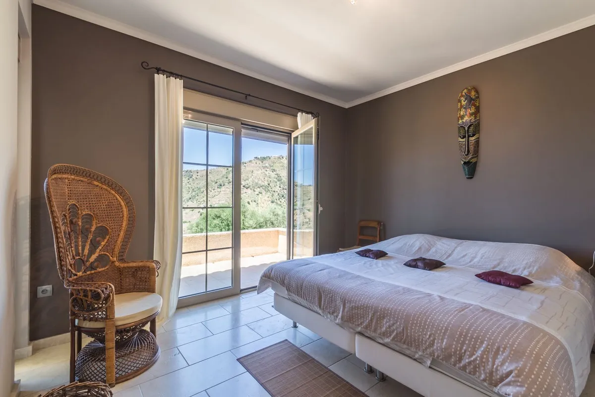 cf91095c-0e16-47ca-af2f-47964344ddd5