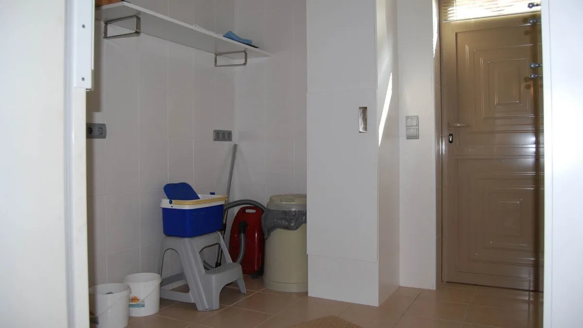 de8f10a2-9afd-426a-8c28-ee5e87d485c4