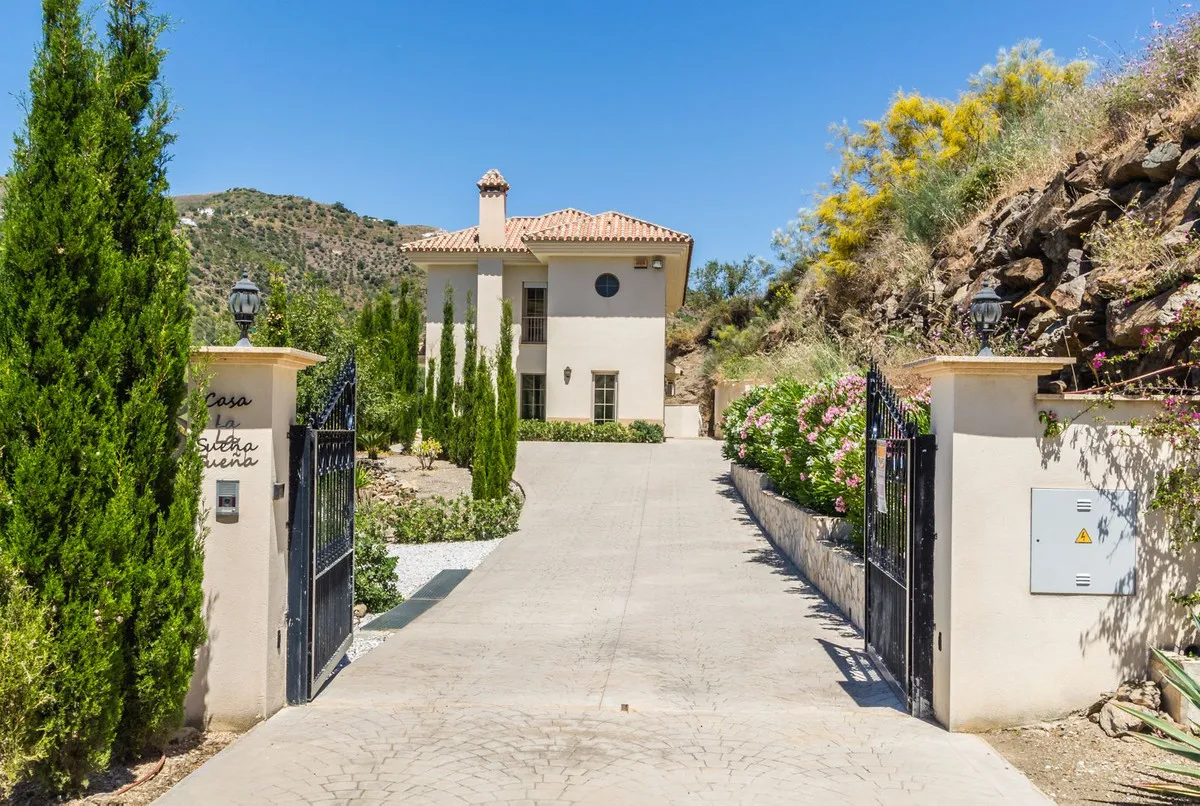 fcb7a832-ebcf-4fae-be59-1acc46ec7eed