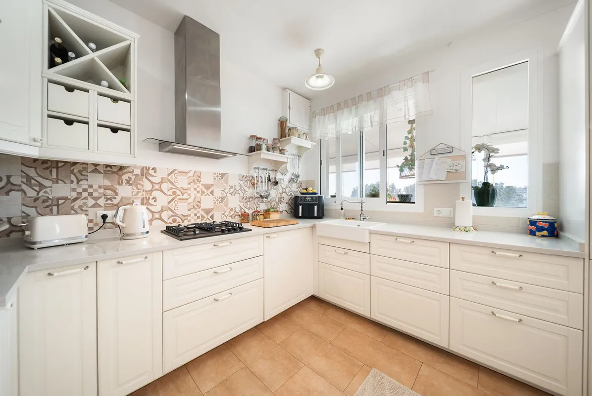 0ca35a80-34b7-48dc-9bed-b636b418bb53