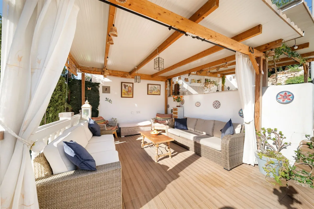 a2a2102a-69e6-4c29-9200-d6f368d802f7