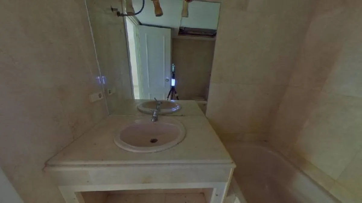 c3e6c519-587c-45d1-91ff-e5c37b62f63b