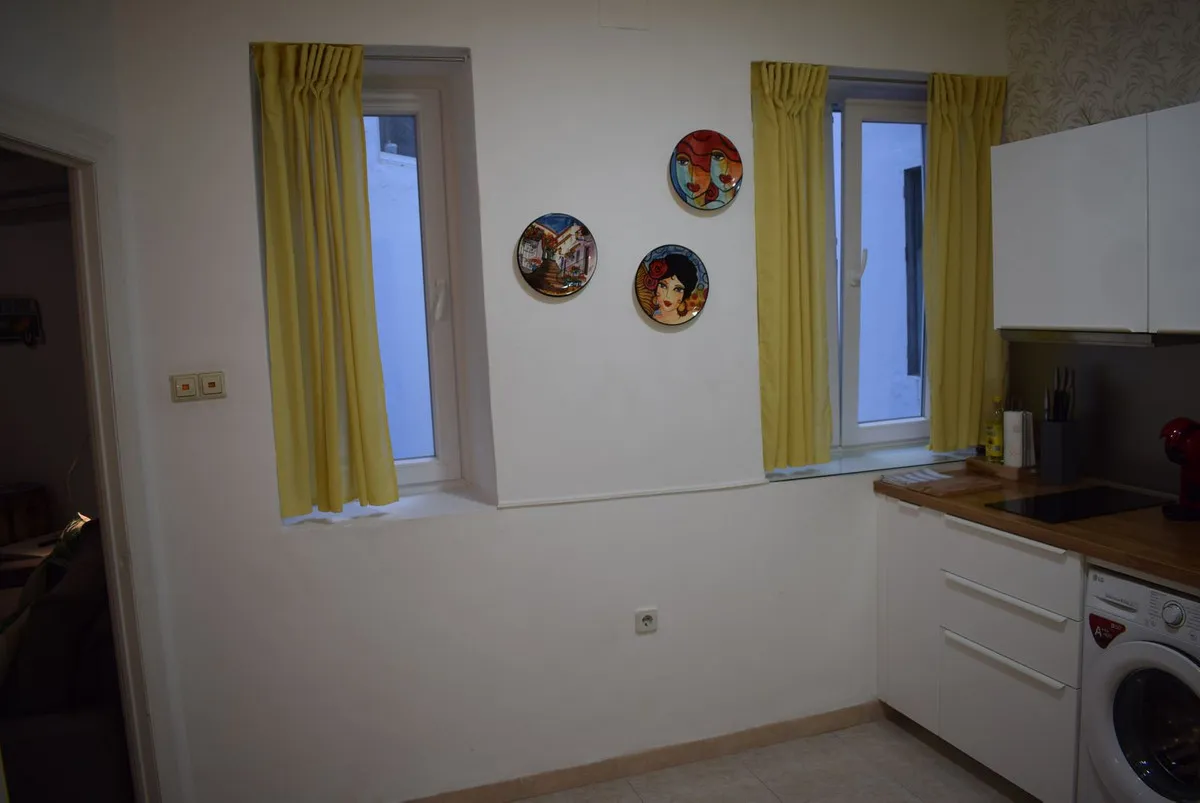 aa309a35-0160-4c02-aaca-9e995379af17