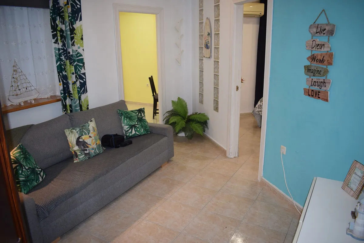 c1598eaf-5590-4ba6-8e19-9aa6d839245e