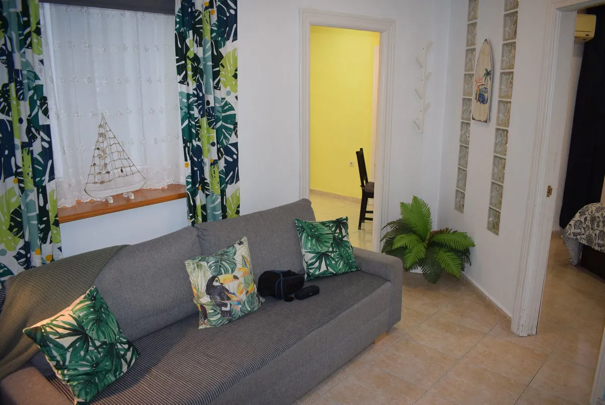 fd8148ba-62dc-49d8-9ca6-0c4b0b4600f6