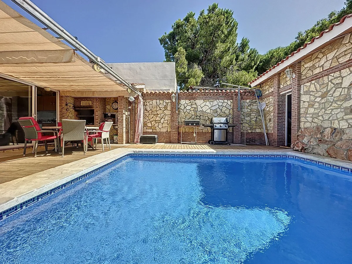 009f87e8-1c0b-499b-b1ff-f3f85c058c00