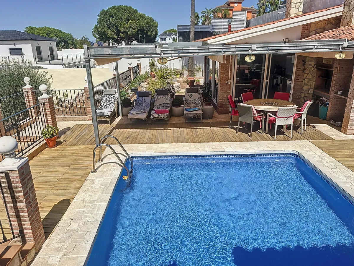 0a5a3968-d356-47e3-9df9-5a52a18a3e64