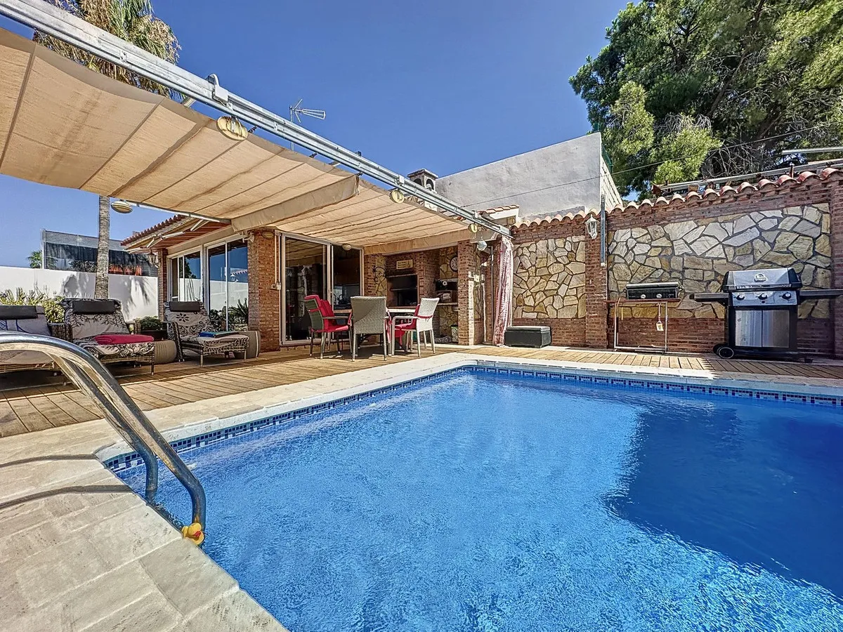 aa2e3744-5a2f-4c04-a11a-7b1601e5f736