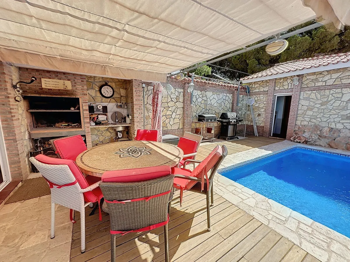 f4881c5f-9d45-4df8-bc3f-e62b76ee100b