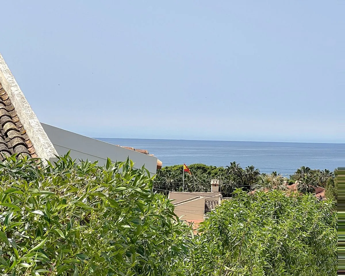 6acd7966-c34a-457c-b027-425147b086d8