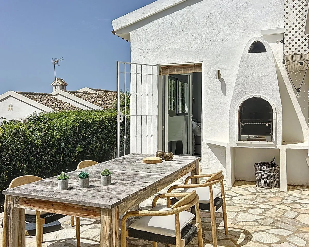 81ed68e2-5551-4925-b1bd-67c0d8749fb0