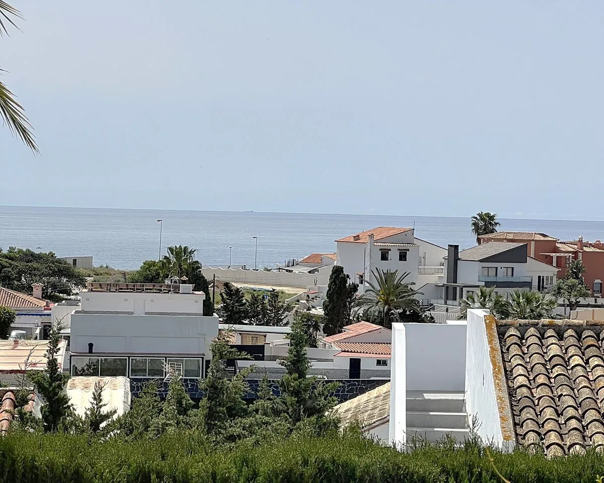 b0990aa7-c38d-43d3-a835-a8240df77f18