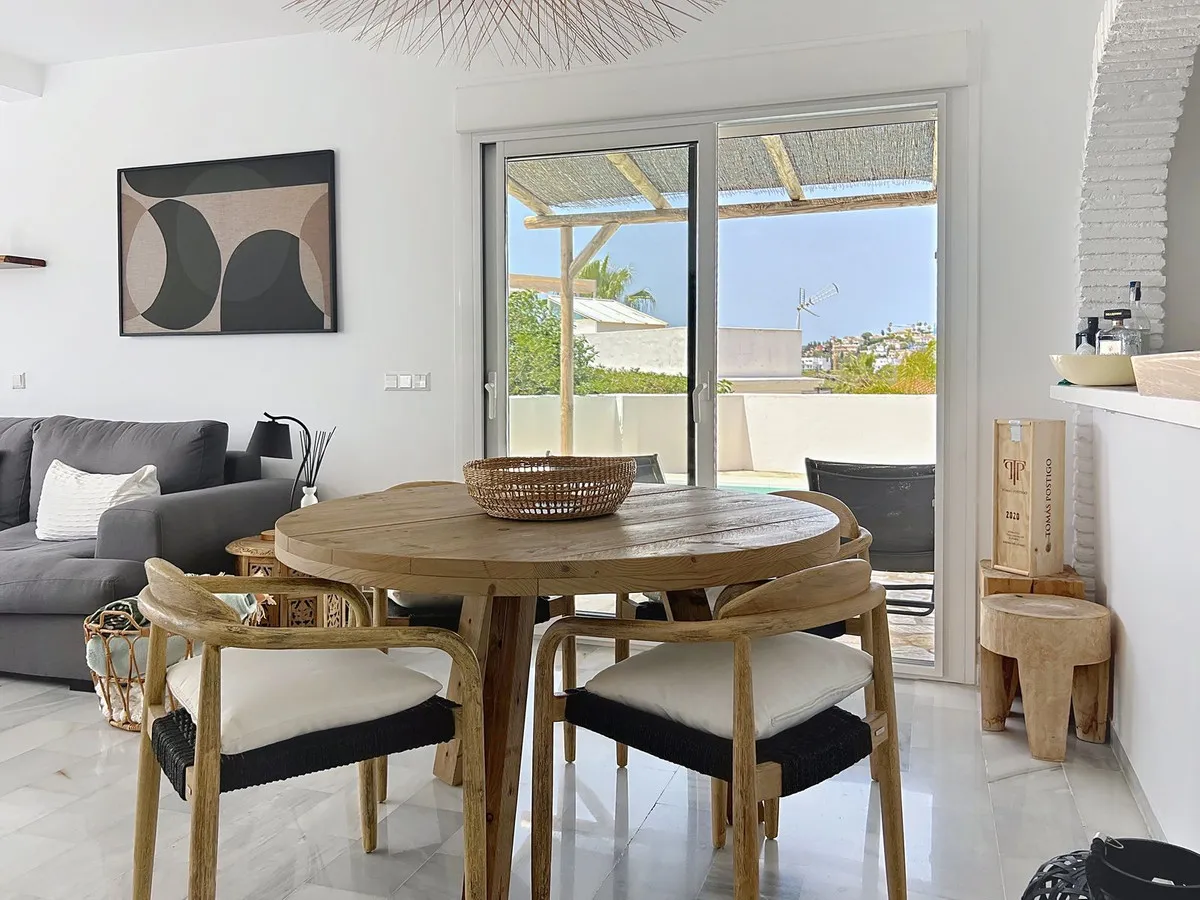 c894ac99-3a3b-4271-a978-c5bfaa19f7f8