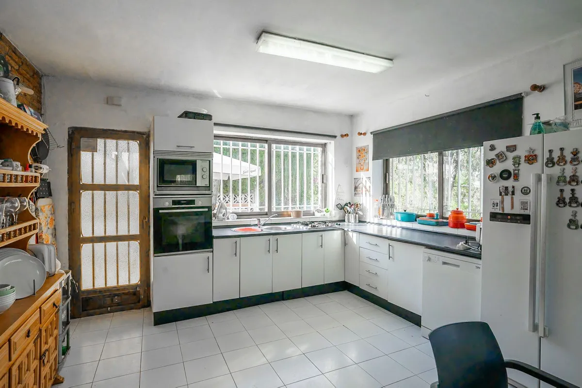 4a682066-621a-4c2c-ab3e-b5b9305cbb08