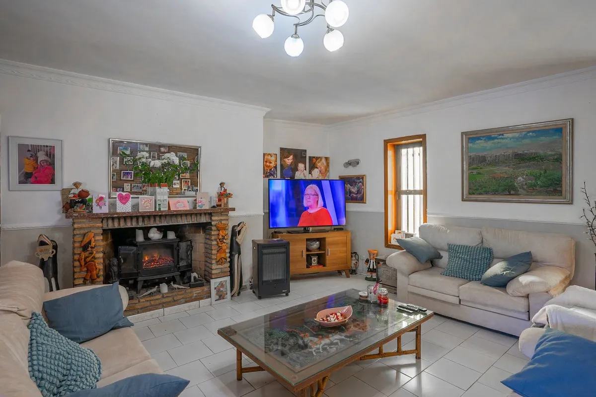 7ad19de4-d8a2-4f10-b81f-938014274908