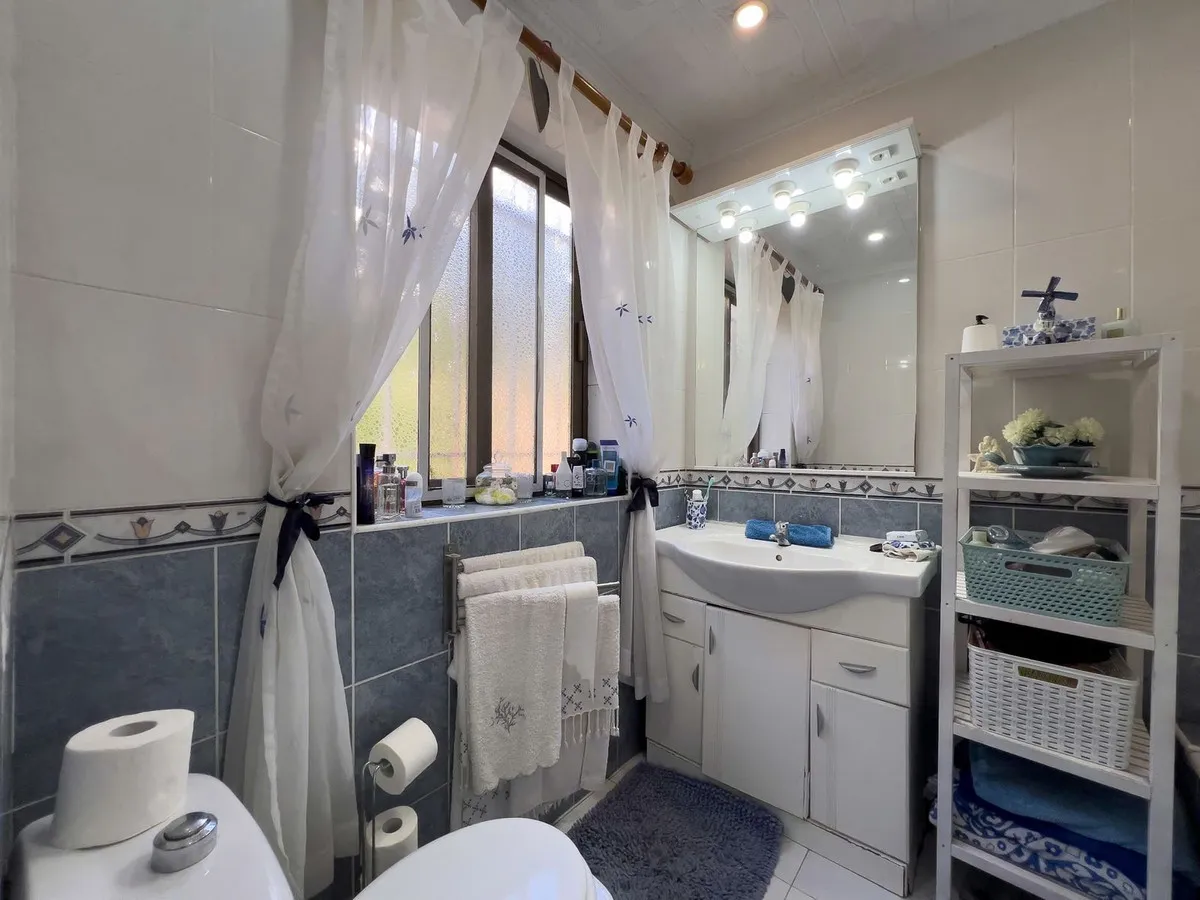 d2d0d547-df59-4cb7-b2f7-03e15535280c