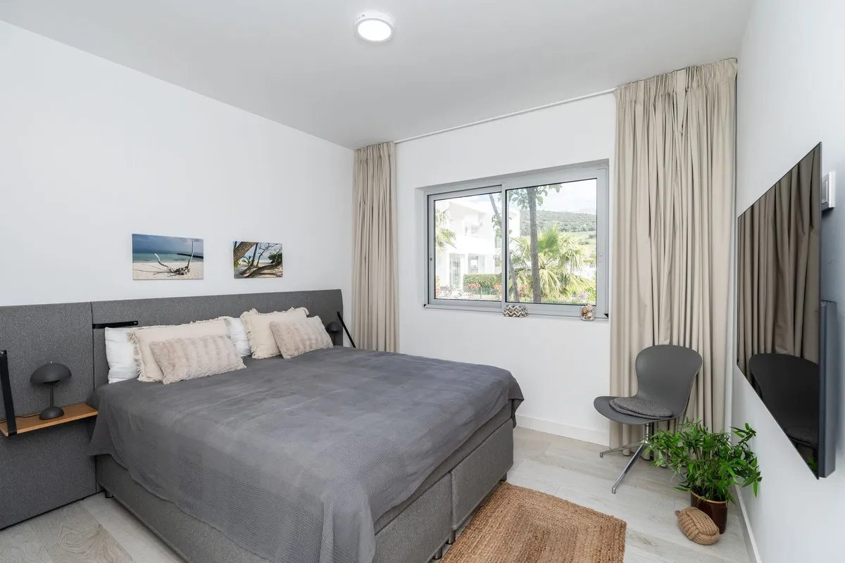 6f41553d-9248-4cfc-a948-f79b6264401b