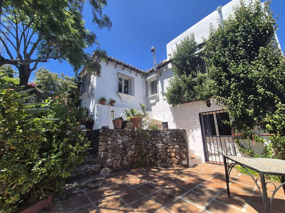 687f7709-f9a1-4e15-a130-512bbfd845cd