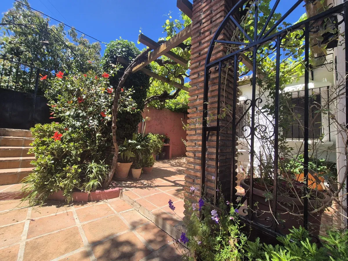 7b133a15-4c22-43ec-bdee-dc5a53440119