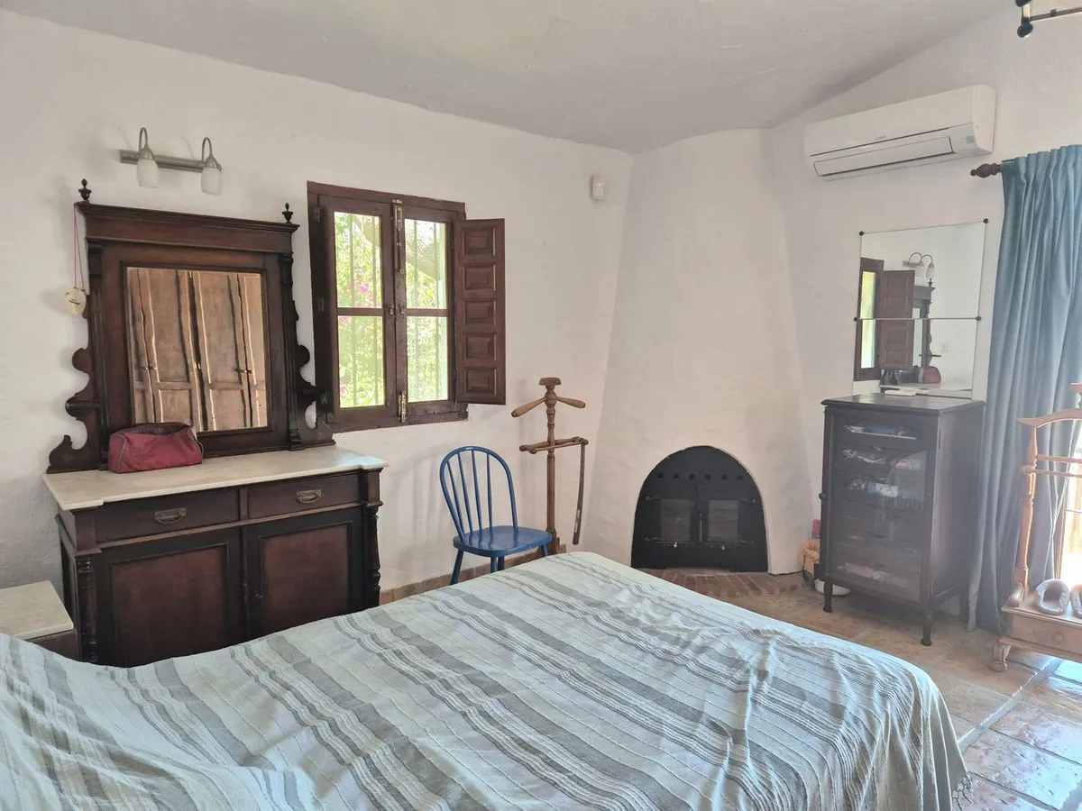 9d325265-8299-4f80-a88f-3aeefcaa20a4