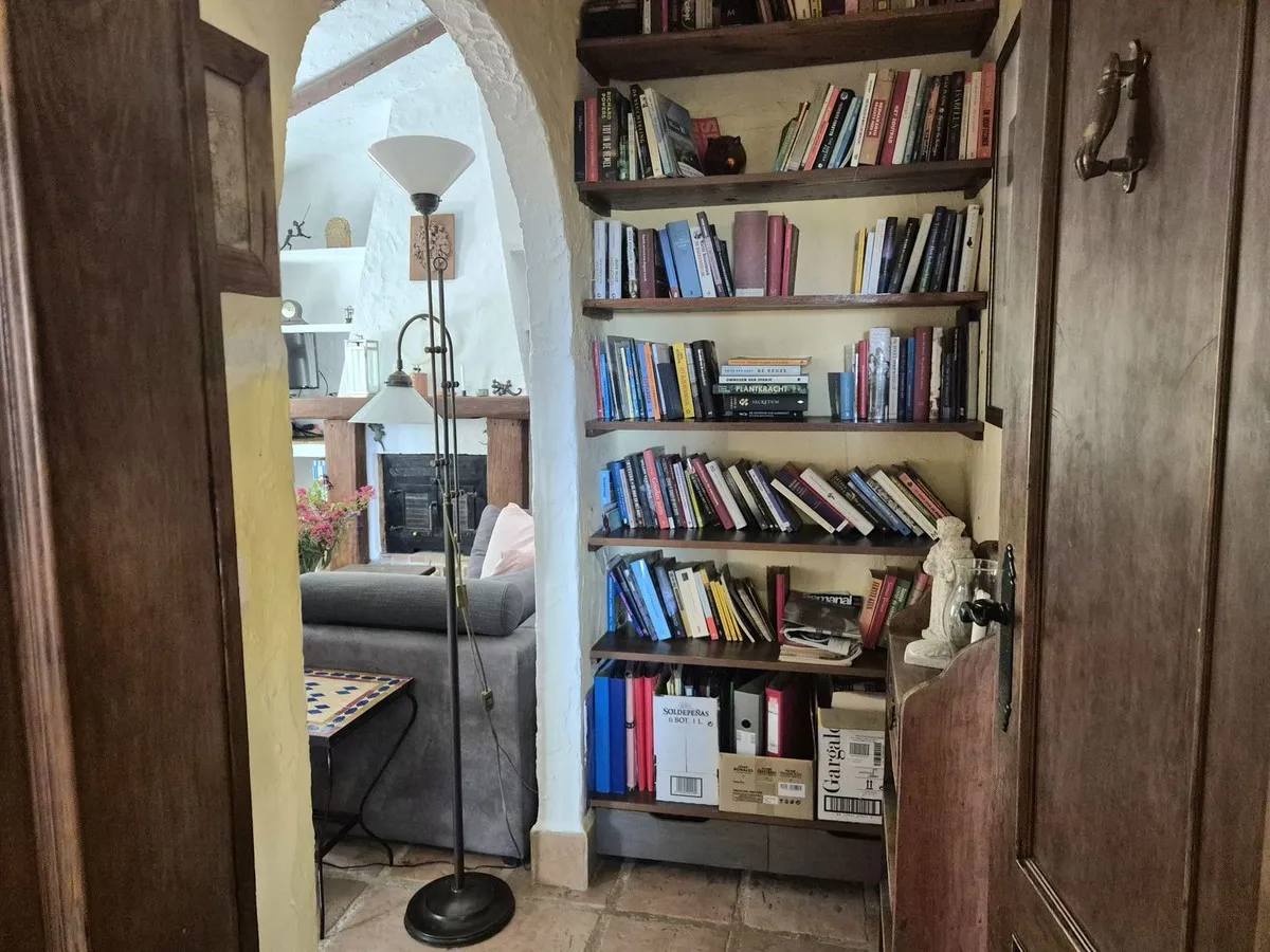 a64c9e7f-ee07-48ec-a112-d1230a3b2069