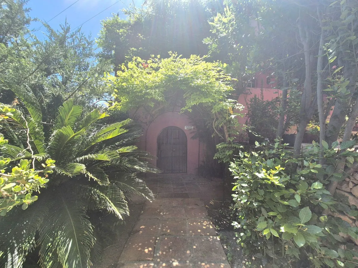 a93ef0d1-c606-4ec9-b897-33d675e5a952