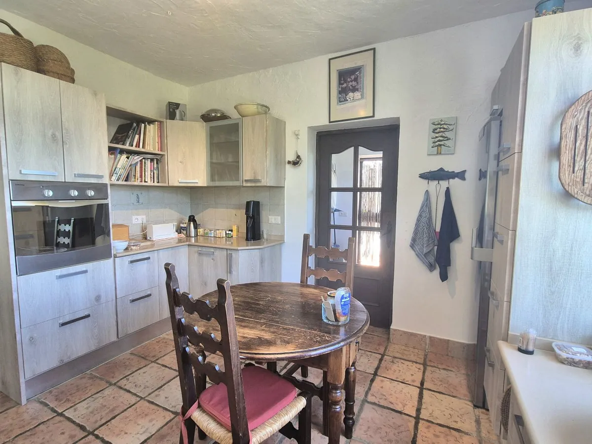 c3c10ddd-9ada-4e73-89e2-22bc028cec61