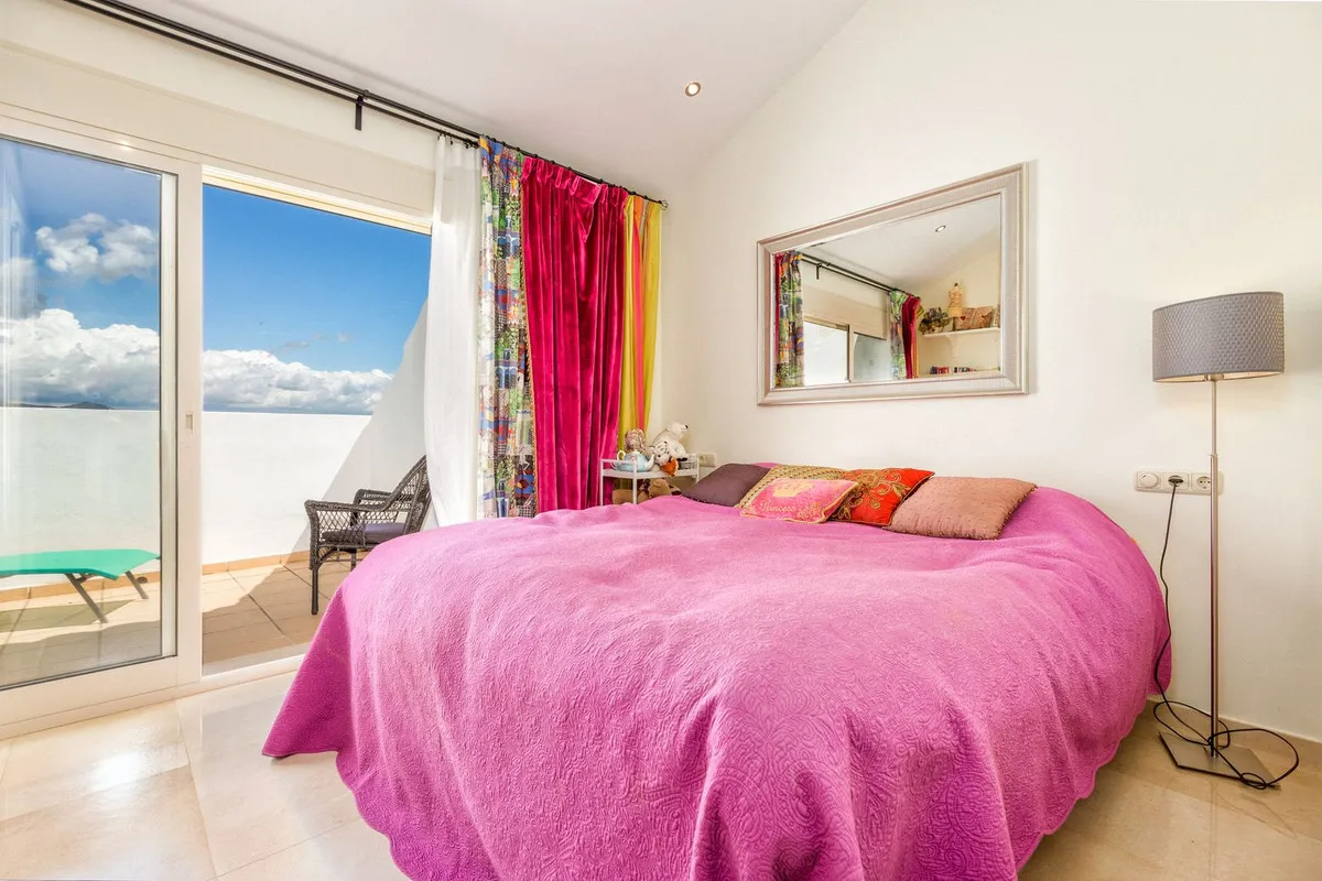 44484135-5ce4-46fa-9b9e-b77ba022fb7d