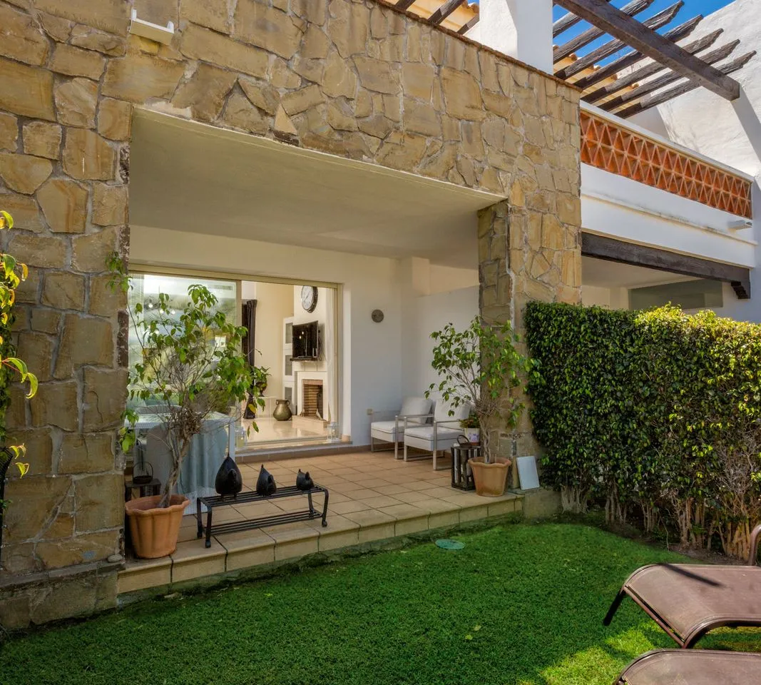 5deaf236-97c3-4d7d-a69a-07b36b556645