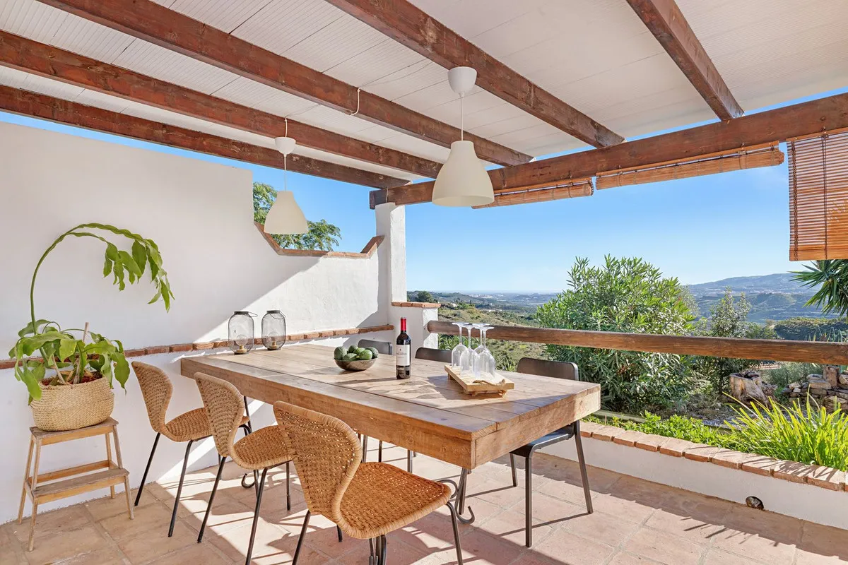 83e568d6-d025-42e1-8b2f-79e4adb73455