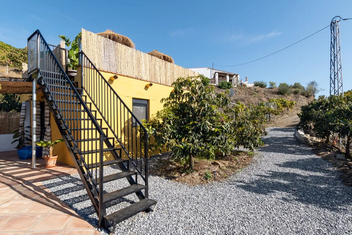 8e846a3e-be56-4db6-b404-7cbdbc8e5114