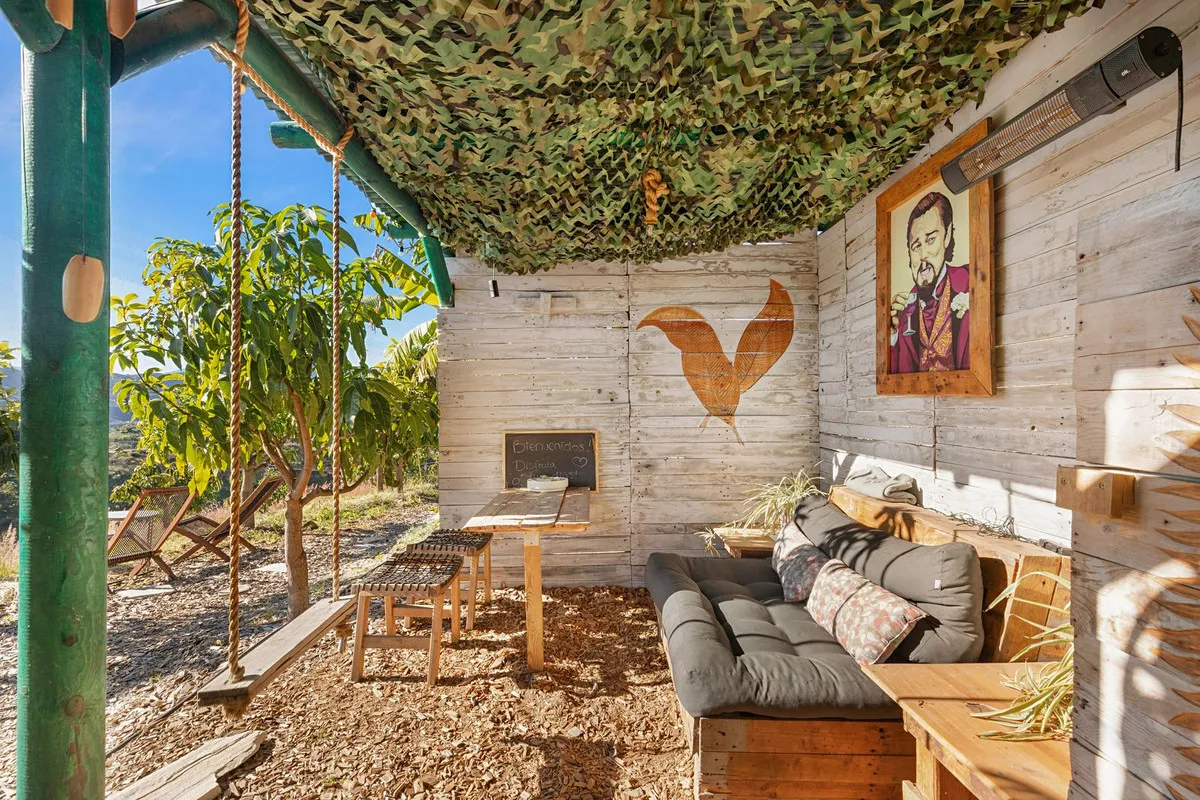 dbf4c5f5-91e5-4a48-9989-bfb88ab81c67