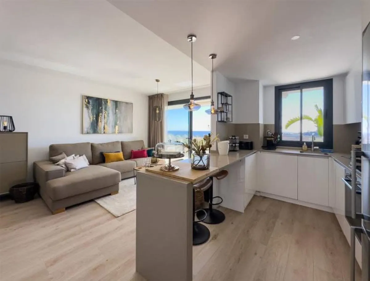 ac6105dc-2607-4008-a64b-c50b39aab13c