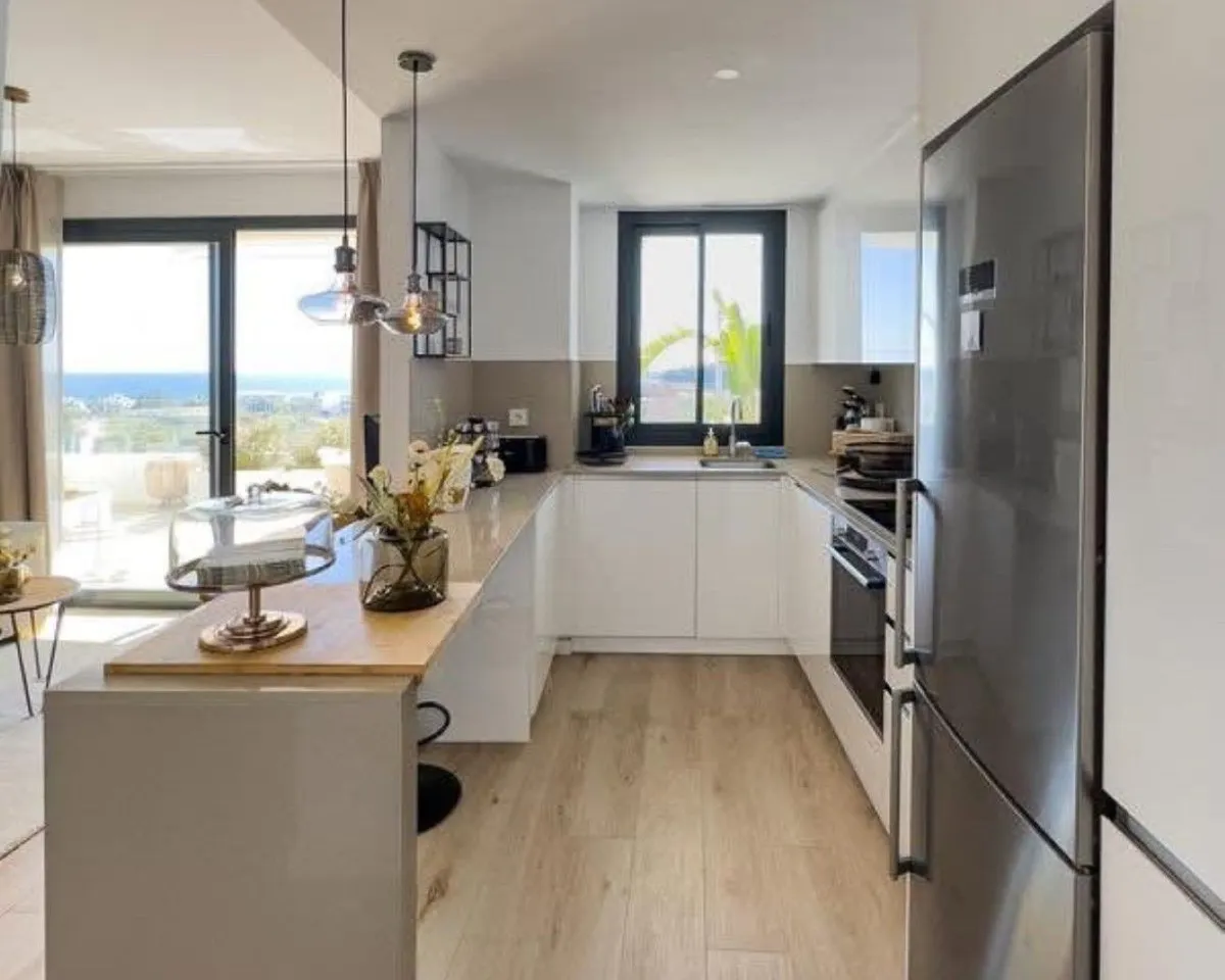 efc3f16f-2a05-438f-9551-4a6a50b3f748