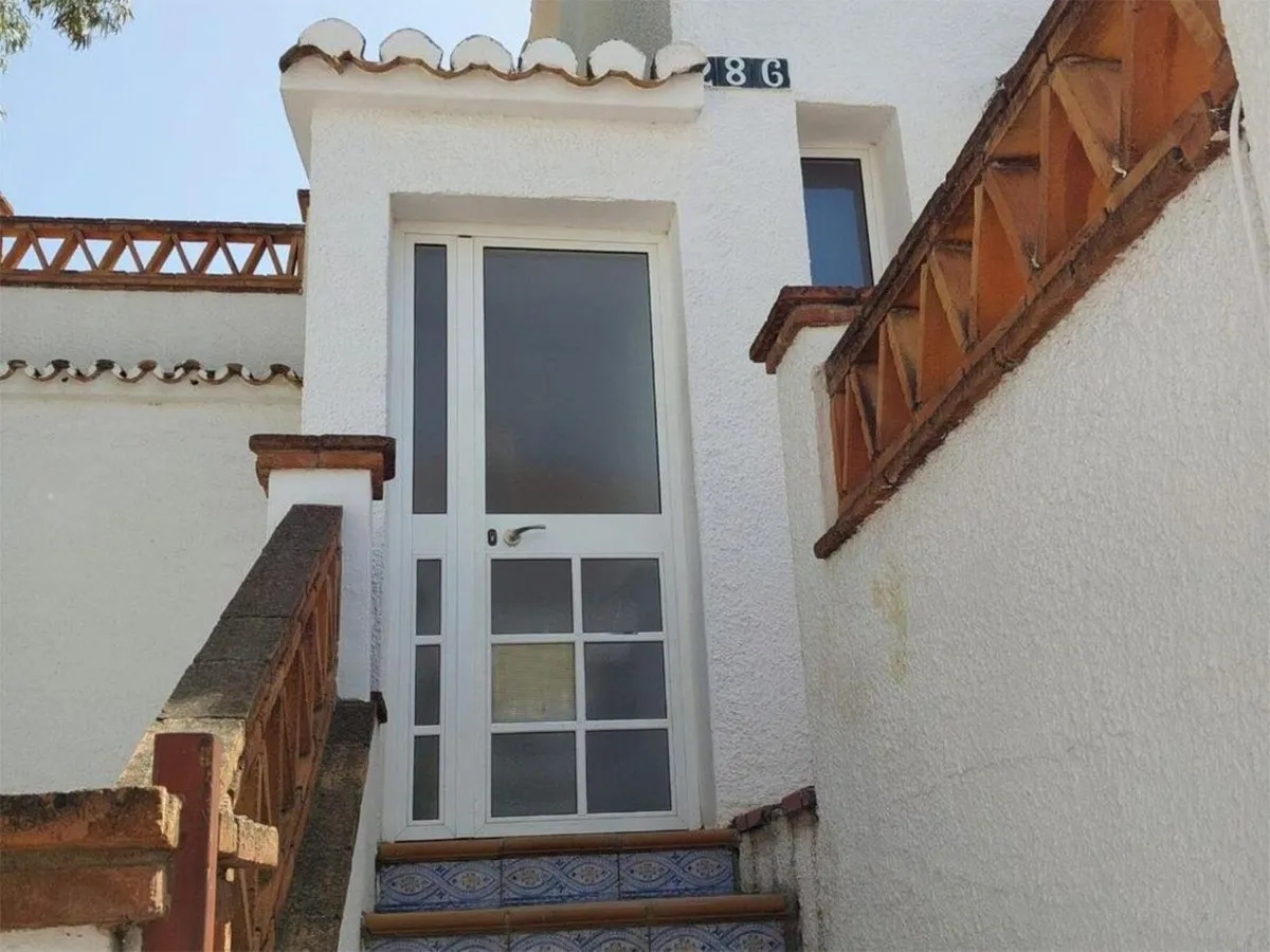 6d999e89-5cb9-4432-af63-18a874ee6e93