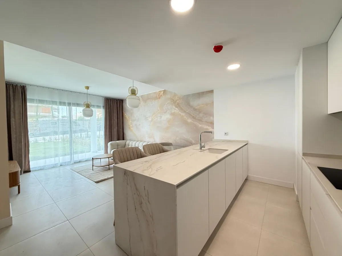 02f9727d-3fd2-474d-a37a-d33fd12c2f34