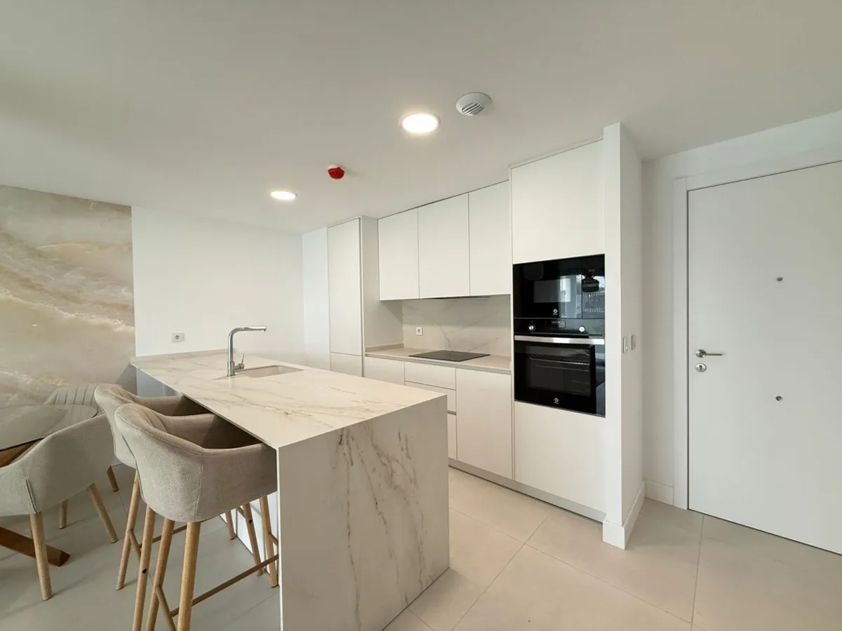 ff289b25-7657-4375-b678-e6a549ab01c6