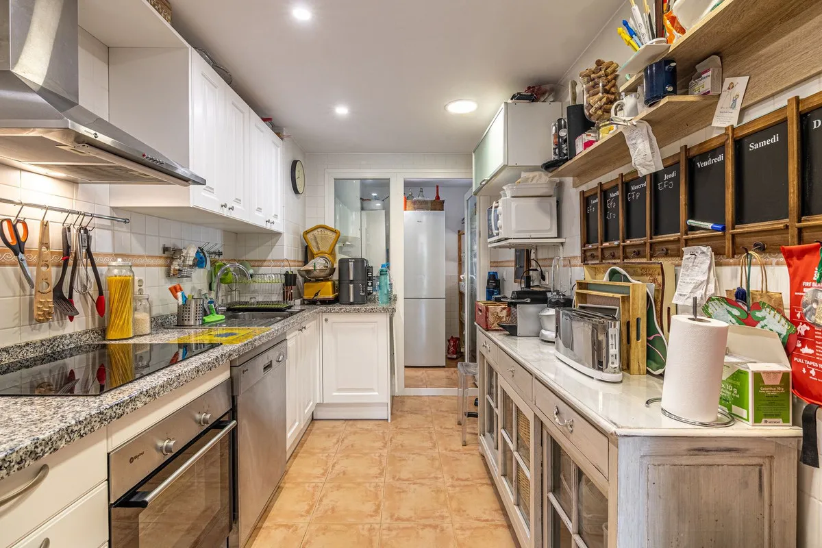 c9293be3-8a6b-4757-9913-1e151440affc