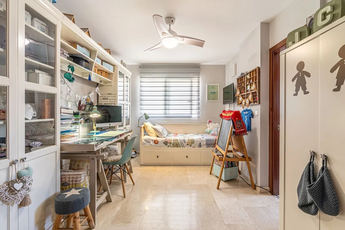 d1e951f0-6987-492a-b3e0-65522f3e43bf