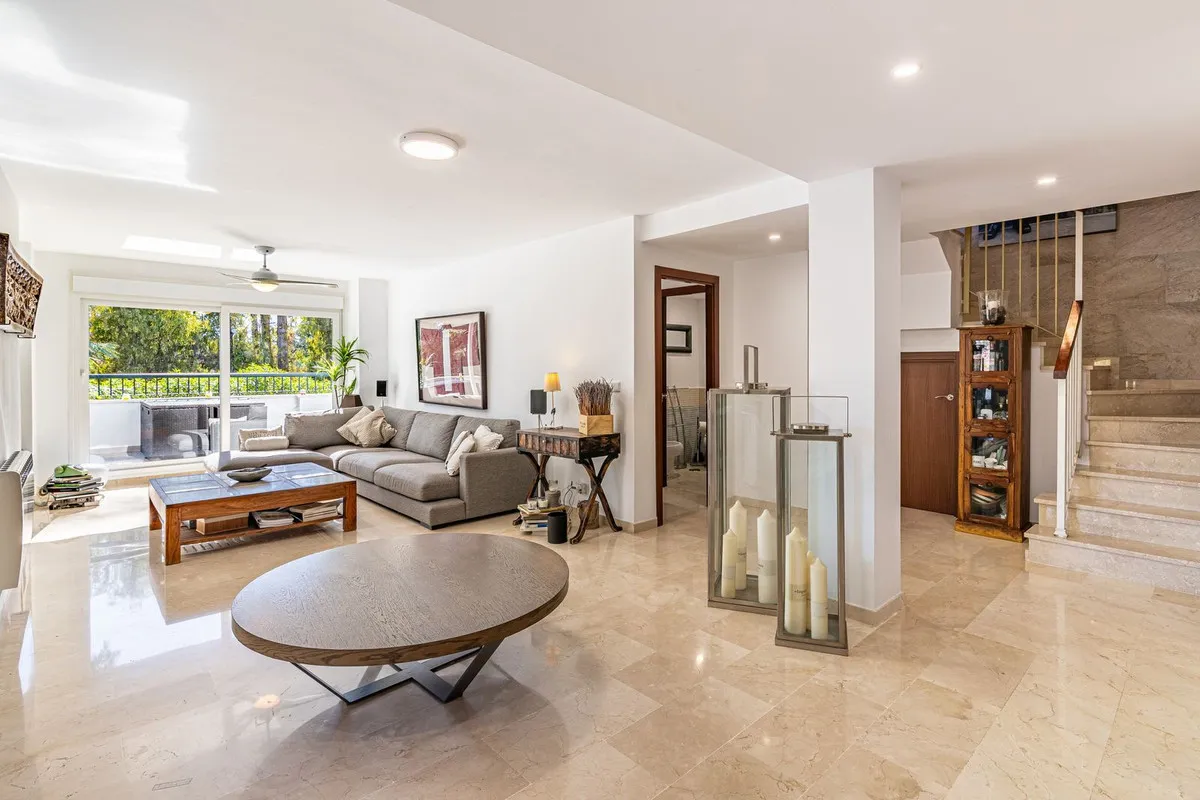 d4880c9d-7200-46e6-a662-efe8c9159340