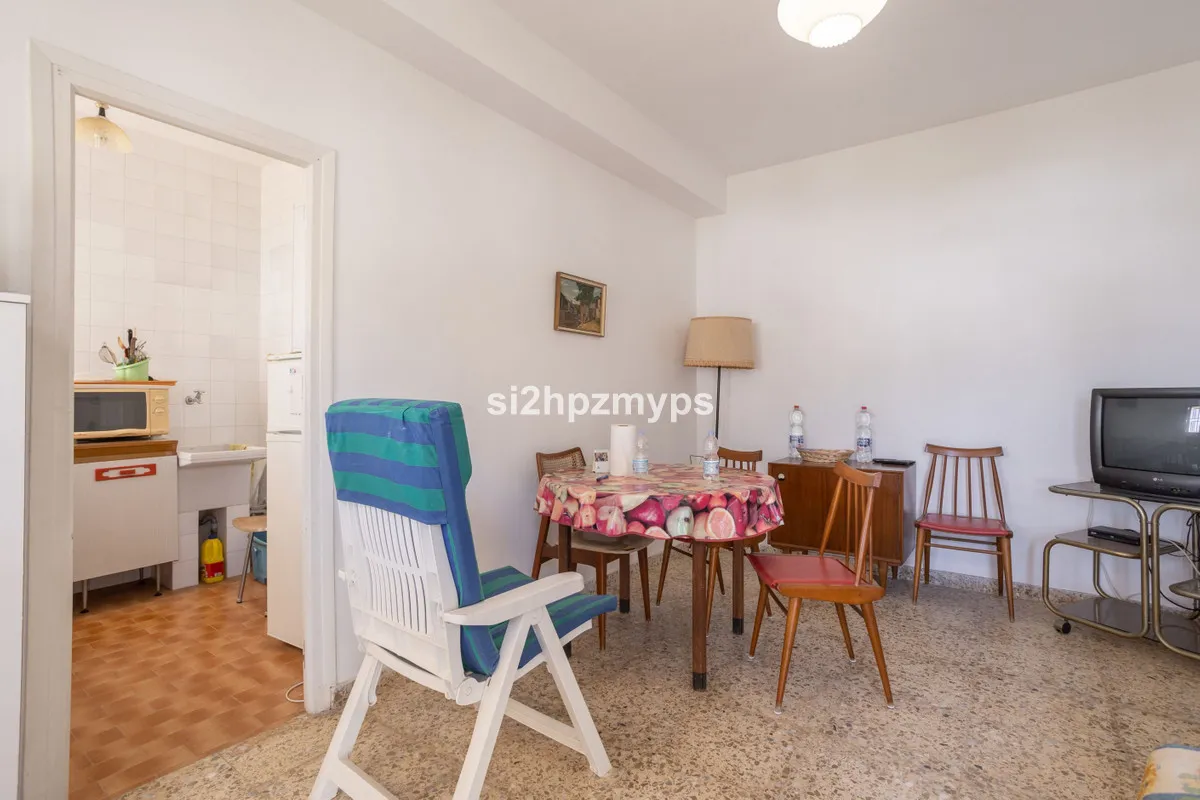 ceb52e77-4099-4b15-98d8-9204137c1947