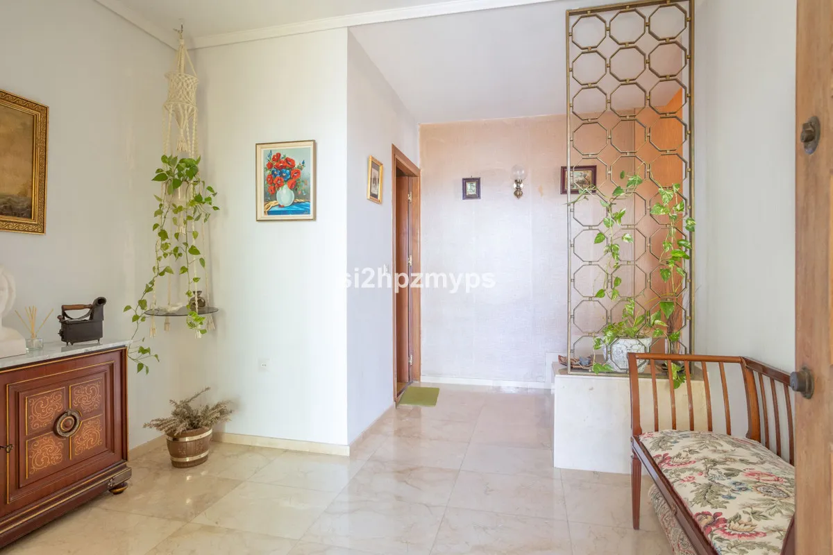 d9100248-e97b-429b-9938-ed2e984fce9d