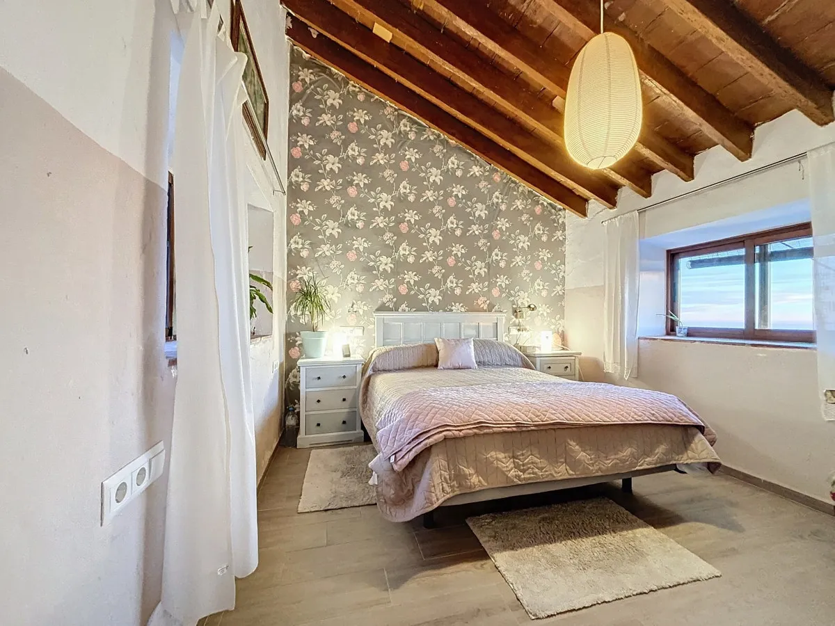 835686e4-1650-4ebc-8529-cfad905de9c5