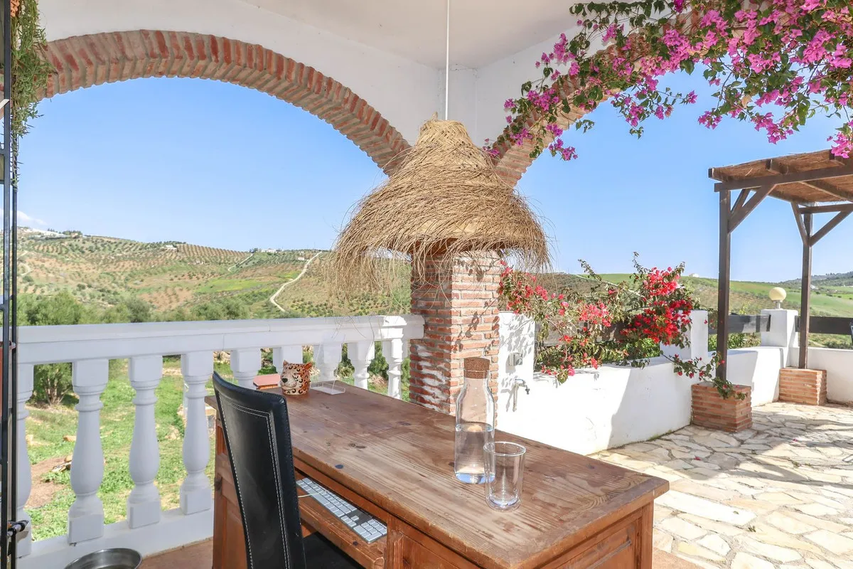 0ea104df-50b1-477e-9539-a46d188f96c6