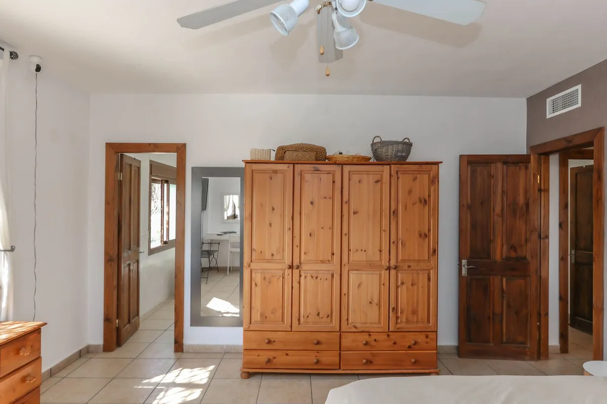 447ee1b4-00fd-4d7c-90b0-d163b157aa35